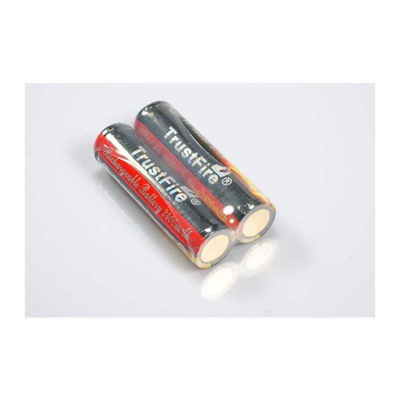 TrustFire 18650 Li-ion dobíjecí baterie 2400mAh pro dlouhou životnost a stabilní výkon ideální pro svítilny