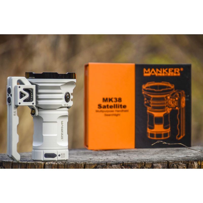 Manker MK38 LED Svítilna 41500lm, 8x XHP70.2, Multifunkční Ruční Svítilna pro Venkovní Osvětlení a Domácí Bezpečnost