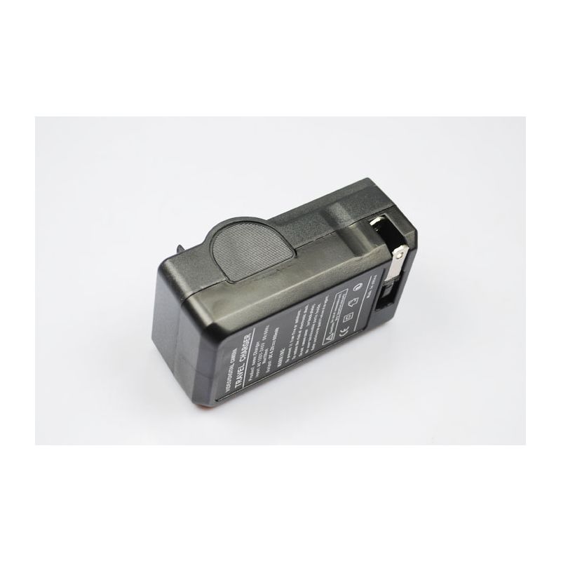 OEM Digitální Nabíječka 18650 Akumulátorů – Kompaktní Cestovní Nabíječka s Rychlým Nabíjením a Ochranou!