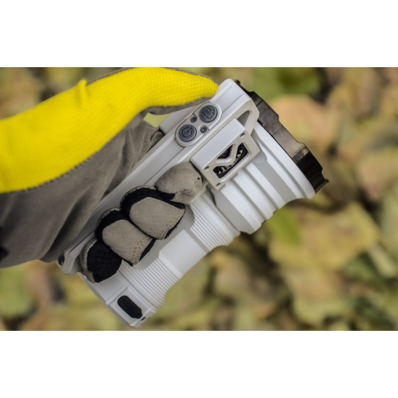 Manker MK38 LED Svítilna 41500lm, 8x XHP70.2, Multifunkční Ruční Svítilna pro Venkovní Osvětlení a Domácí Bezpečnost