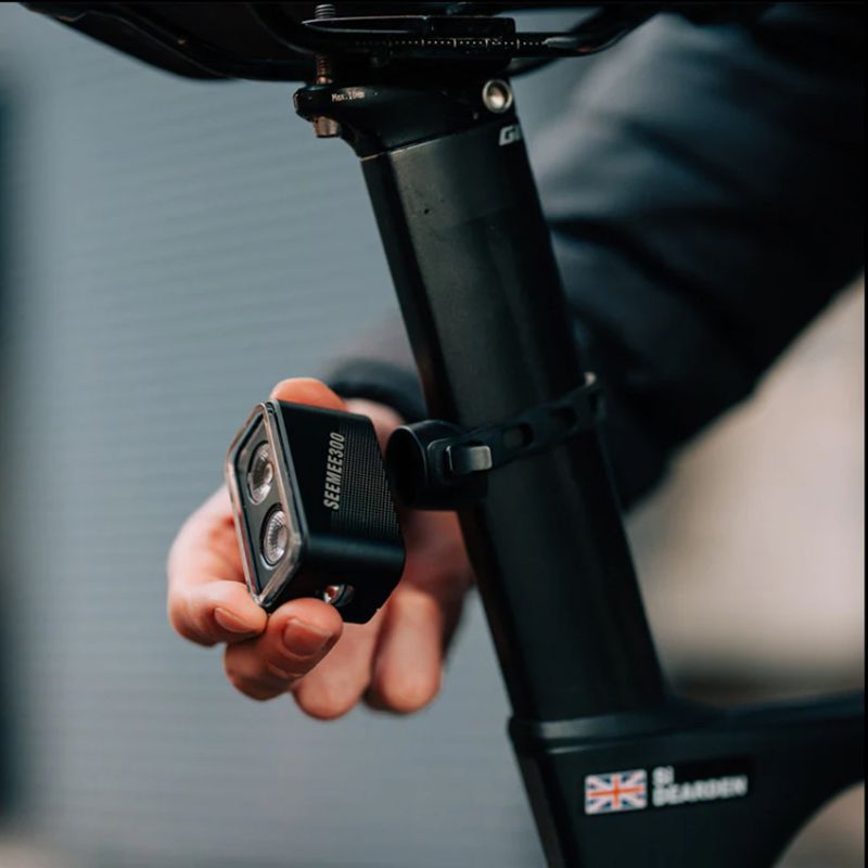 Magicshine SEEMEE300 Inteligentní Zadní Světlo 300 Lumenů, IPX6 Bezpečné, Cyklistická Bezpečnost, Vodotěsné