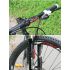 Objevte přenosné USB dobíjecí zadní bezpečnostní světlo pro cyklisty s elegantním designem a snadnou montáží