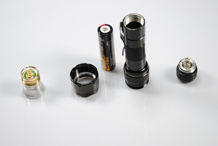 UltraFire WF-502B T6 LED svítilna 1200 lm, 5-režimová, černá, lehká, kompaktní, doprava zdarma