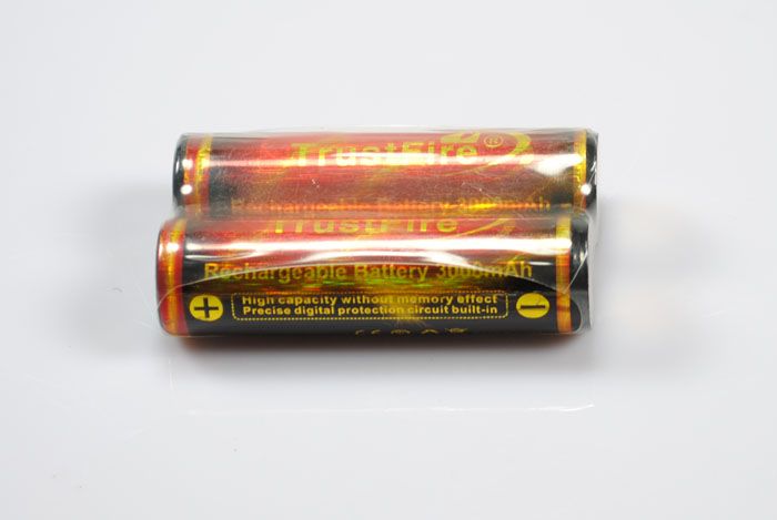 TrustFire 18650 Protected 3000mAh Li-ion akumulátor s vysokou kapacitou a bezpečným zdrojem energie pro zařízení