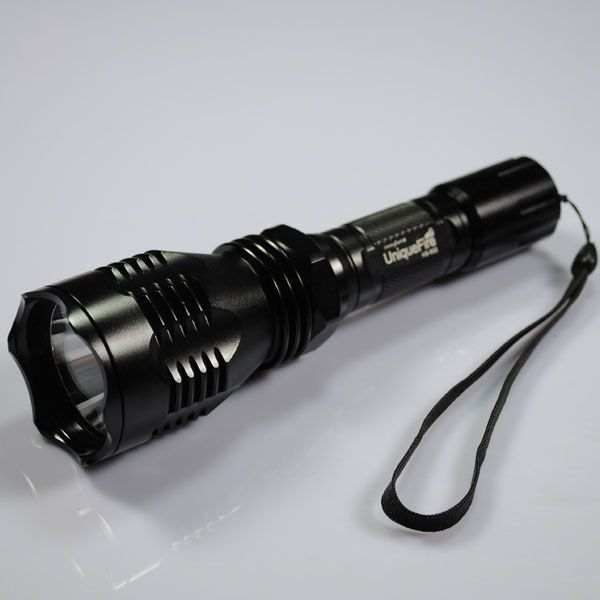 UniqueFire HS-802 Červené Světlo LED Baterka – Dlouhý Dosah 500m pro Lovce & Noční Aktivity. Vodotěsná!