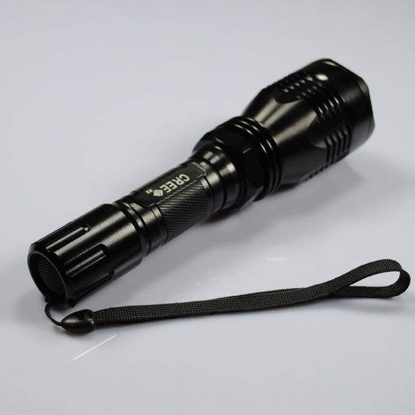 UniqueFire HS-802 Červené Světlo LED Baterka – Dlouhý Dosah 500m pro Lovce & Noční Aktivity. Vodotěsná!