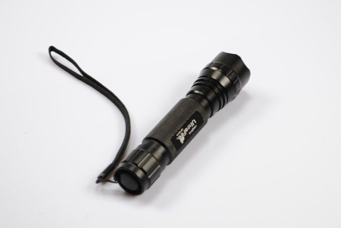 **UltraFire WF-501B LED svítilna 1300 lumenů, 5 režimů – Odolná, USB dobíjení, Outdoor, Profesionál**