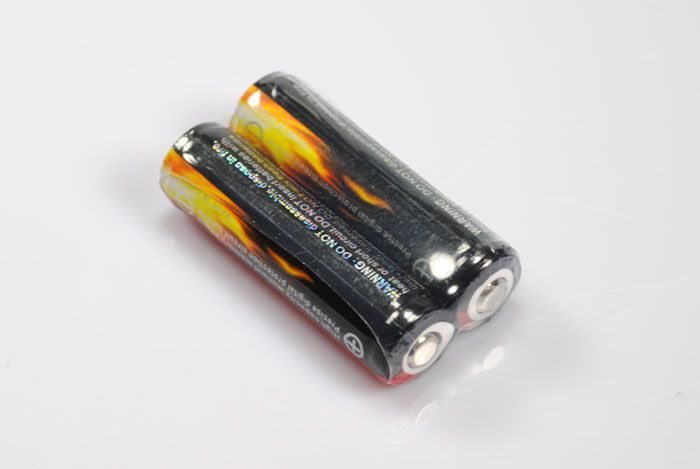 TrustFire 3.7V Li-ion 14500 900mAh dobíjecí baterie s ochranným obvodem - UltraFire náhrada, dlouhá životnost