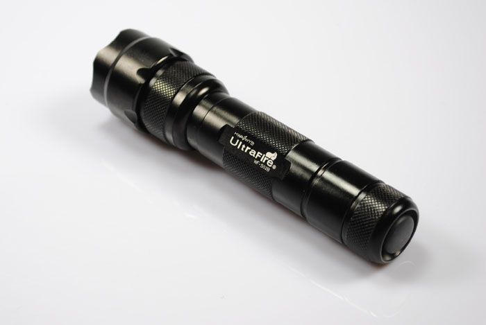 UltraFire WF-502B T6 LED svítilna 1200 lm, 5-režimová, černá, lehká, kompaktní, doprava zdarma