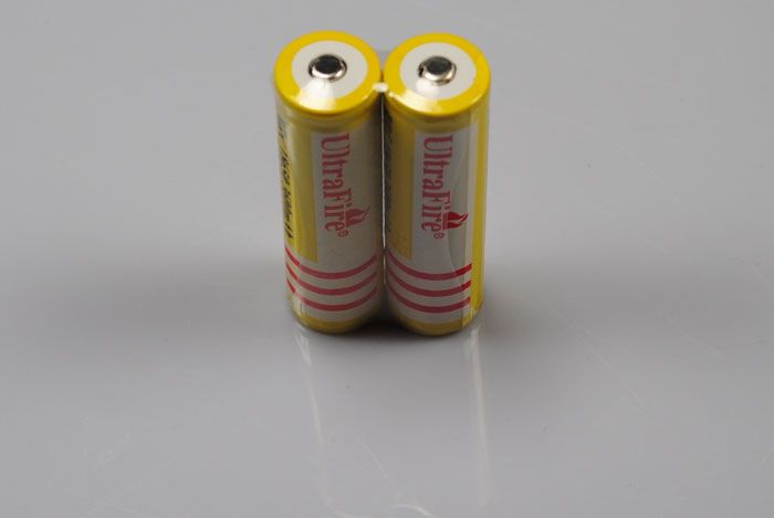 UltraFire BRC 18650 3600mAh Dobíjecí Baterie Li-ion - Vysoká Kapacita & Bezpečnost pro Zařízení