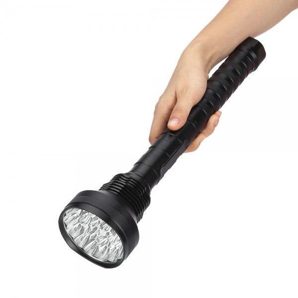 TrustFire 28T6 40000lm taktická LED svítilna – Vysoký výkon pro venkovní osvětlení a kemping!