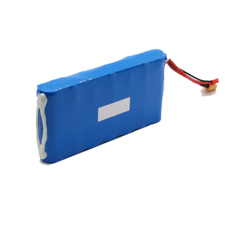 21700-7S1P-25.2V Vysokokapacitní bateriový pack – lehké Li-Ion skateboardové energetické řešení s robustními bezpečnostními prvky.