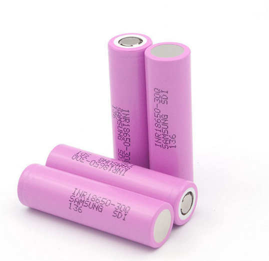 Výkonné 18650 Li-ion dobíjecí baterie 30Q, 3.7V 3000mAh (4ks). Vysoký proud, Korea.