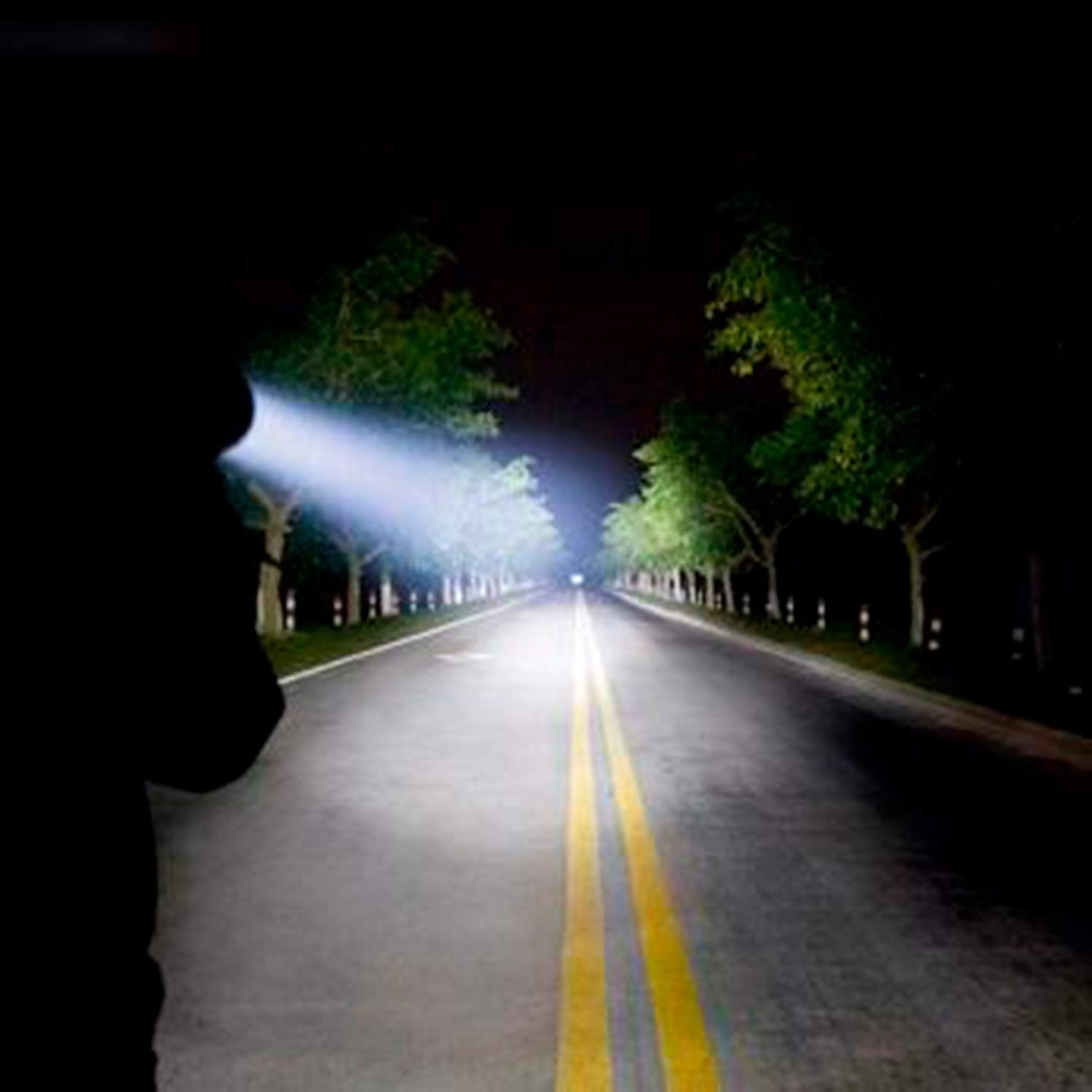 SKYRAY LED baterka 15000 Lumenů, Nabíjecí USB-C, 4 režimy, Hliníková, Přenosná pro Kemping a Domácnost