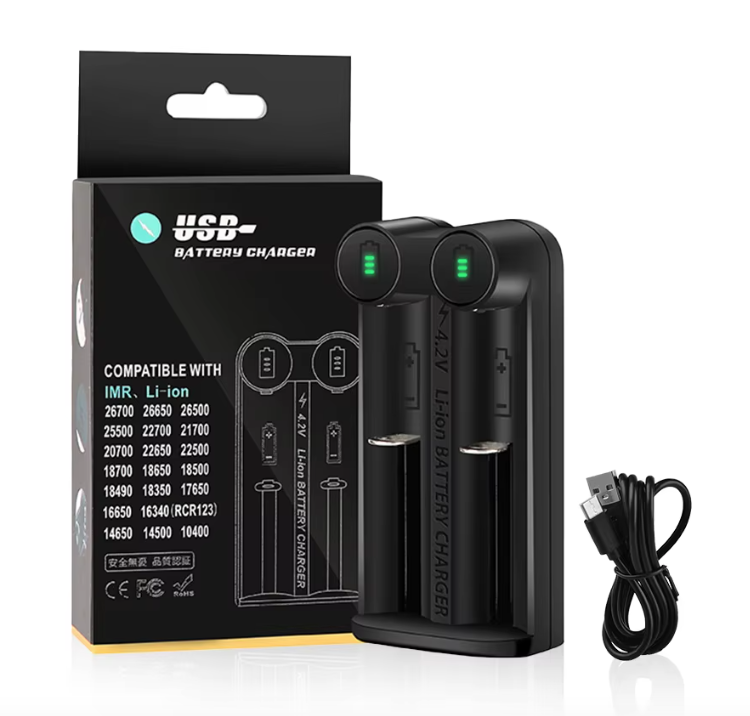 Inteligentní Nabíječka 21700 pro 18650, 14500, CR123A – Bezpečnostní MCU Technologie a Nezávislé Sloty