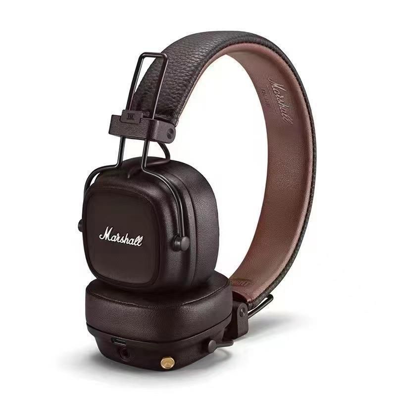 Marshall Major IV Bluetooth sluchátka, klasická estetika, signaturní zvuk, hluboké basy, bezdrátové nabíjení