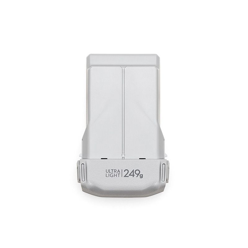Vylepšete svůj DJI Mini 3 Pro pomocí baterie s dobou letu 34 nebo 47 minut pro filmovou kreativitu a letecký průzkum.
