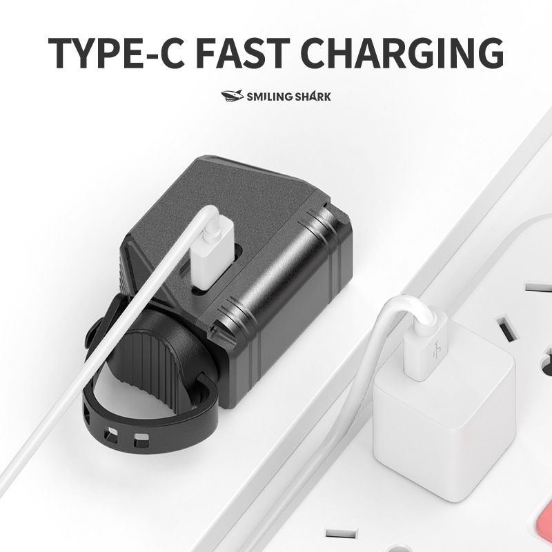 SMILING SHARK EVO1700 Přední cyklistické světlo, USB-C nabíjecí, vodotěsné, vícemódové LED světlo na kolo