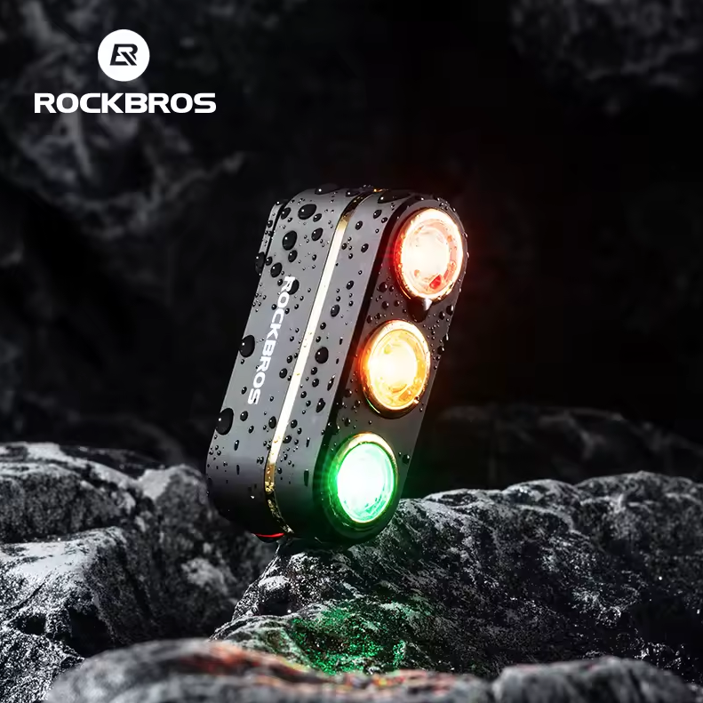 ROCKBROS Chytré zadní světlo na kolo | Vodotěsné IP64, Type-C, detekce brzdění pro bezpečnost