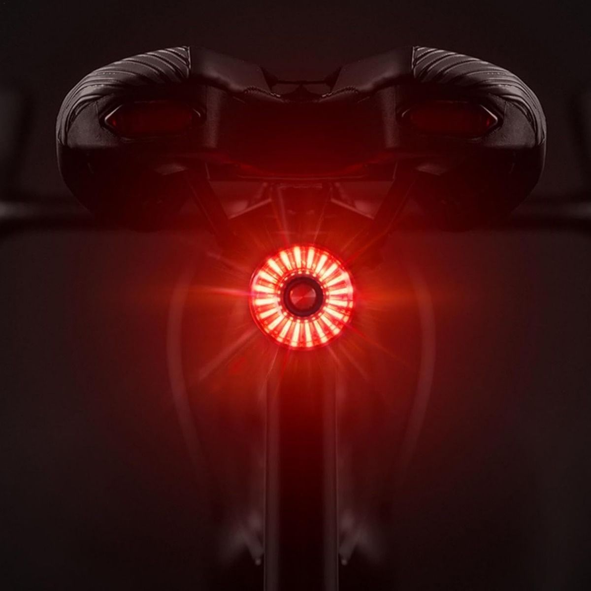 Chytré Zadní Světlo na Kolo s Indukcí Brzdy | Dobíjecí USB LED Vodotěsné pro Sedlovku/Sedlo