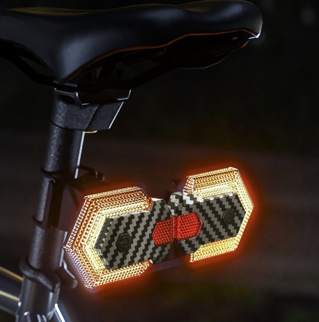 CarryBright Karbonové světlo na kolo | Blinkry na kolo USB dobíjecí, LED, přední+zadní, dálkové ovládání, vodotěsné